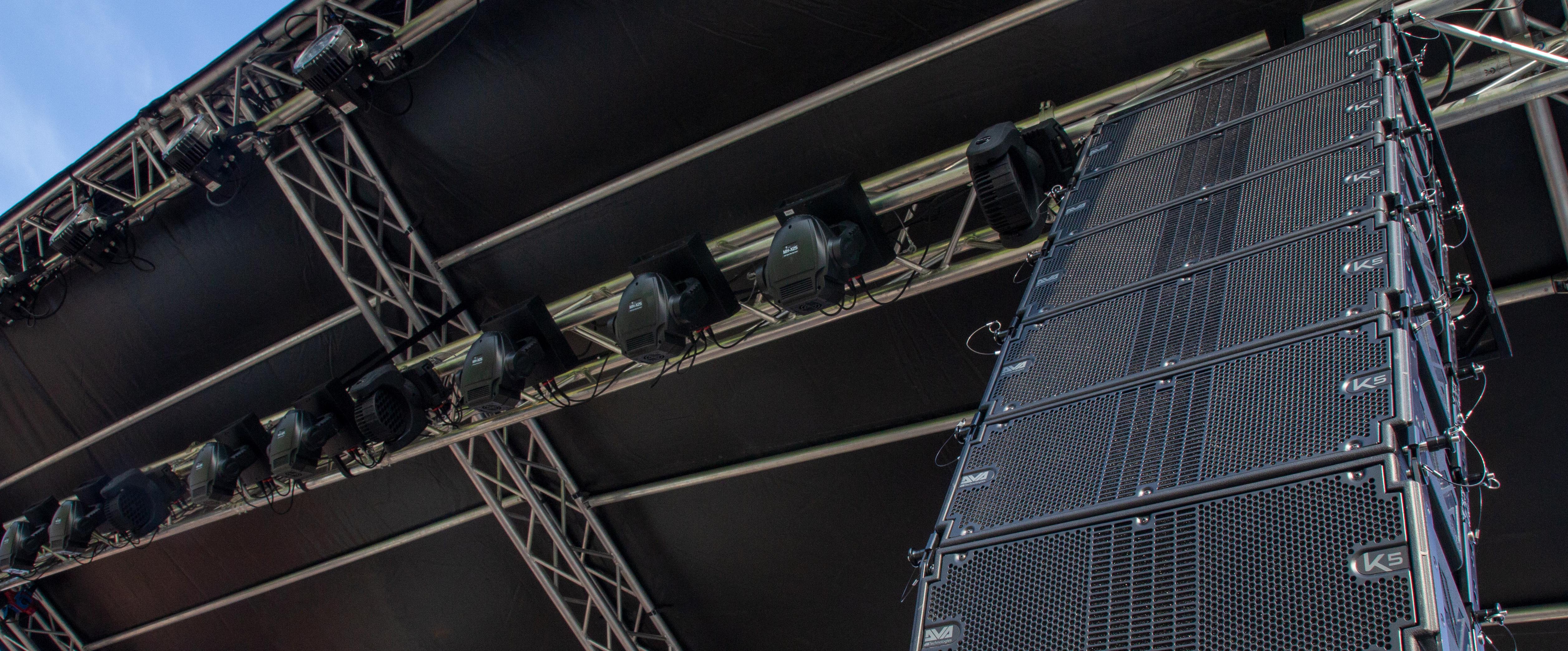 Line-Array und Movingheads